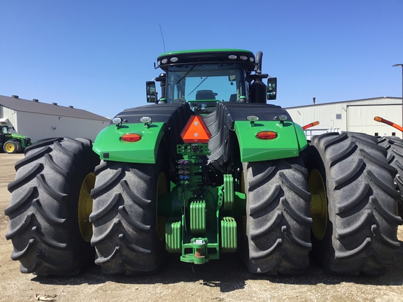 2021 John Deere 9620R Tractor 4WD