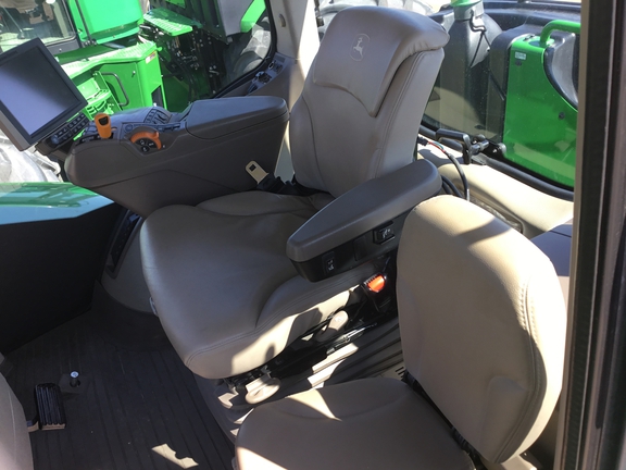 2021 John Deere 9620R Tractor 4WD