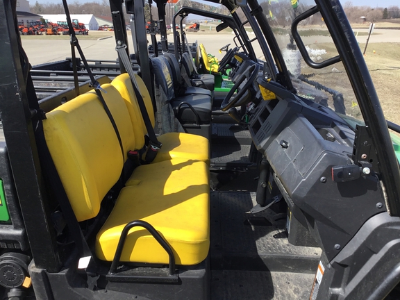 2022 John Deere 835M ATV