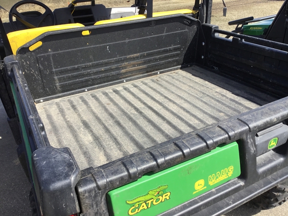 2022 John Deere 835M ATV