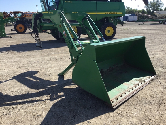 2019 John Deere 540R Loader