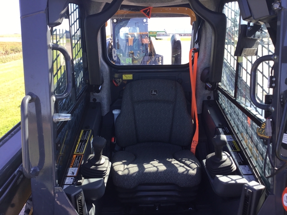 2023 John Deere 324G Skid Steer Loader