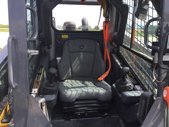 2022 John Deere 330G Skid Steer Loader