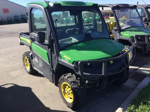 2022 John Deere XUV 835R ATV