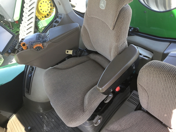 2018 John Deere 9620R Tractor 4WD