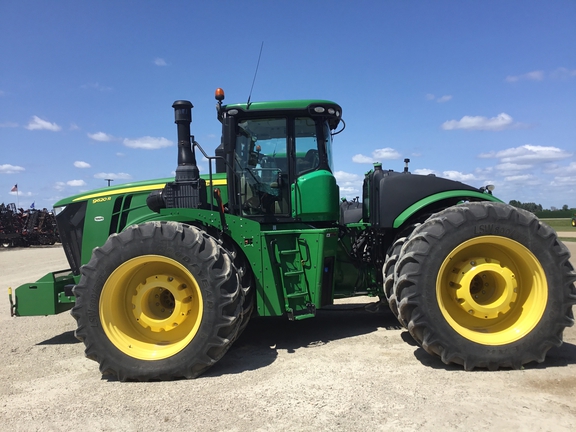 2018 John Deere 9620R Tractor 4WD