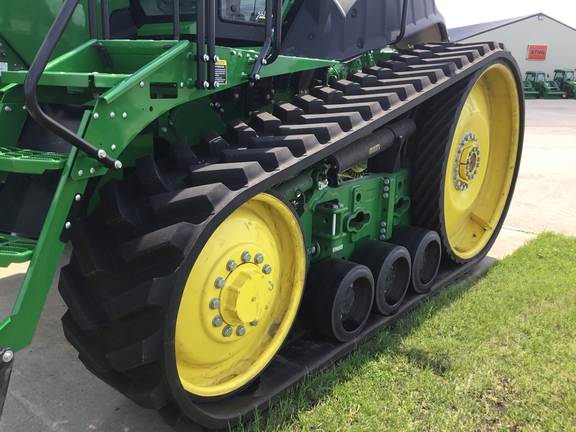 2024 John Deere 8RT 410 Tractor Rubber Track