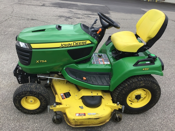 2016 John Deere X754 Garden Tractor