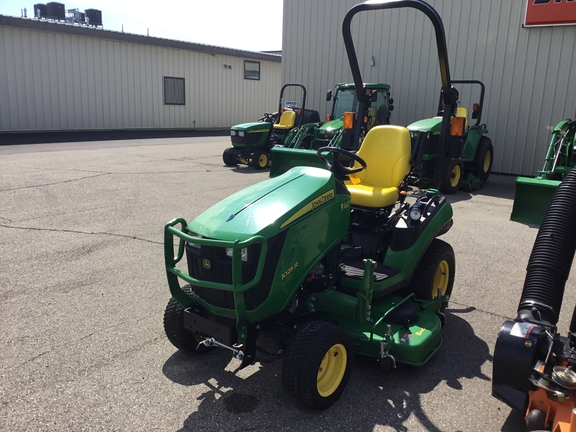 2020 John Deere 1025R Tractor Compact
