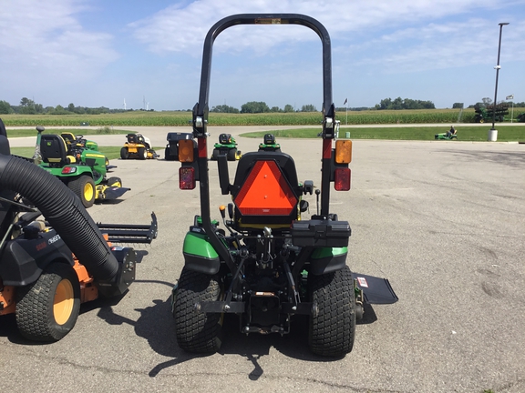 2020 John Deere 1025R Tractor Compact
