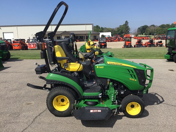 2020 John Deere 1025R Tractor Compact