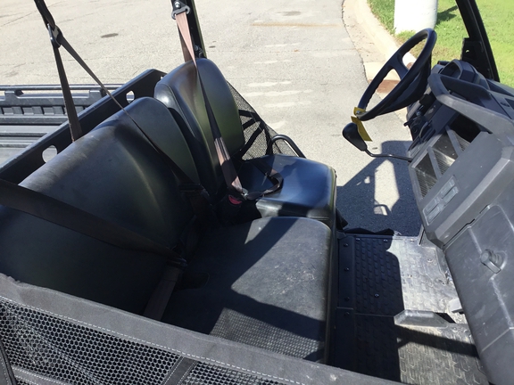 2018 John Deere XUV 835M ATV