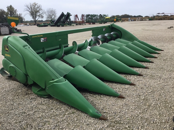 2011 John Deere 608C StalkMaster Header Corn Head