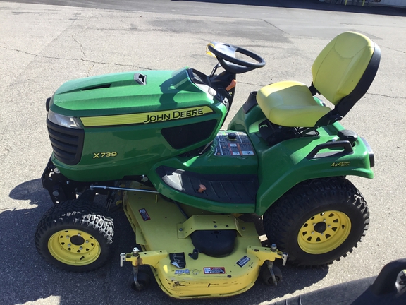 2018 John Deere X739 Garden Tractor