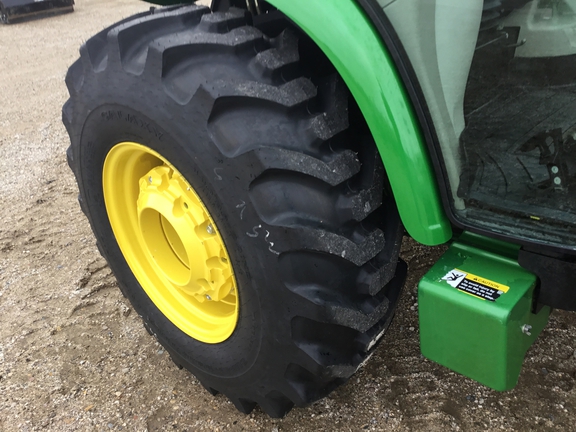 2023 John Deere 4066R Tractor Compact