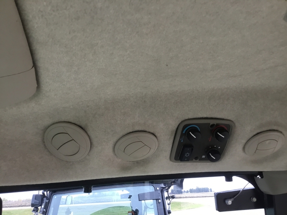 2023 John Deere 4066R Tractor Compact