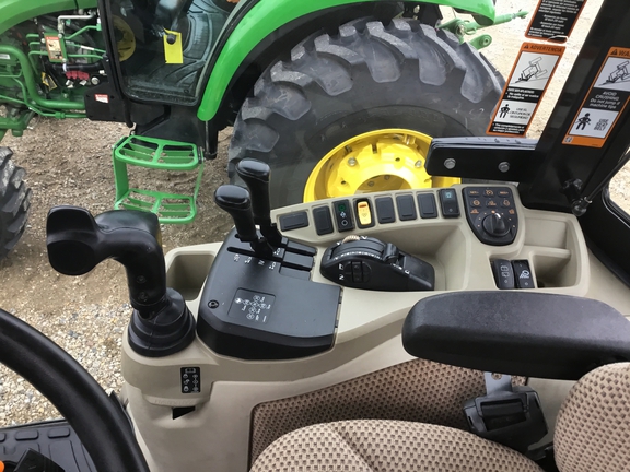 2023 John Deere 4066R Tractor Compact