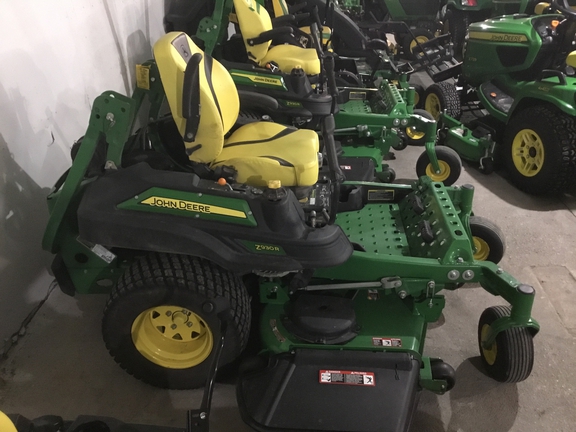 2022 John Deere Z930R Mower/Zero Turn