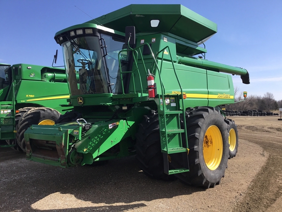 2003 John Deere 9750 STS Combine