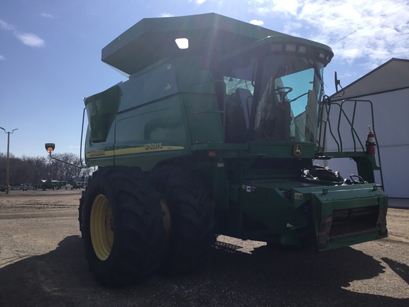 2003 John Deere 9750 STS Combine