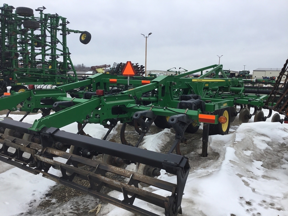 2015 John Deere 2730 Disk Ripper