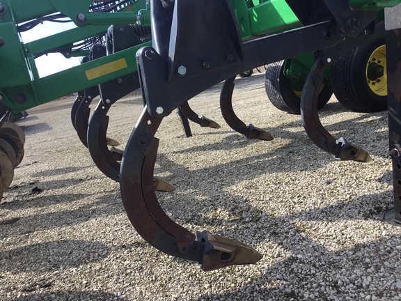 2015 John Deere 2730 Disk Ripper