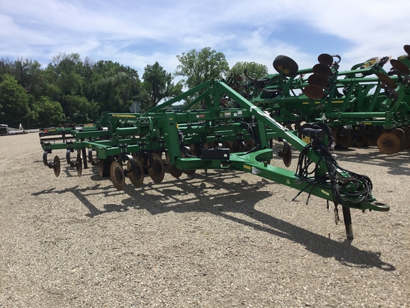 2015 John Deere 2730 Disk Ripper