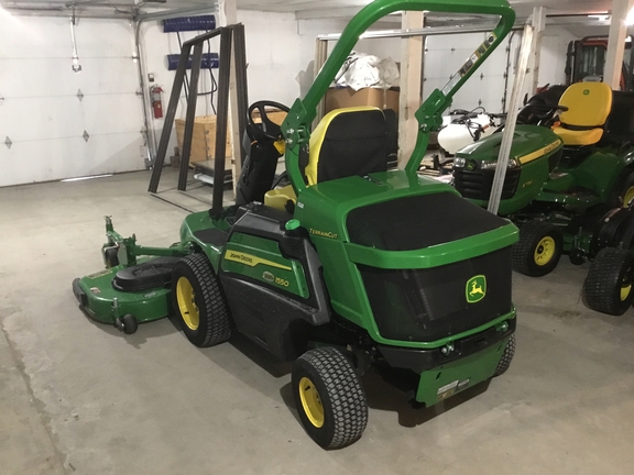 2024 John Deere 1550 Mower/Front Deck
