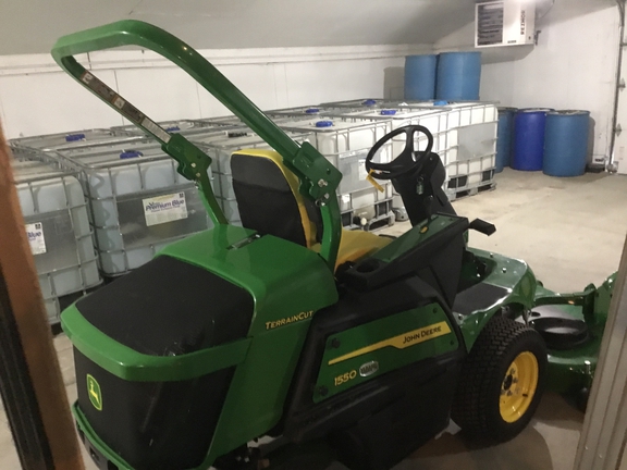 2024 John Deere 1550 Mower/Front Deck