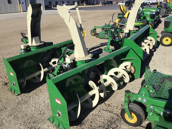 2020 Buhler Farm King Y740G-4 Snow Blower