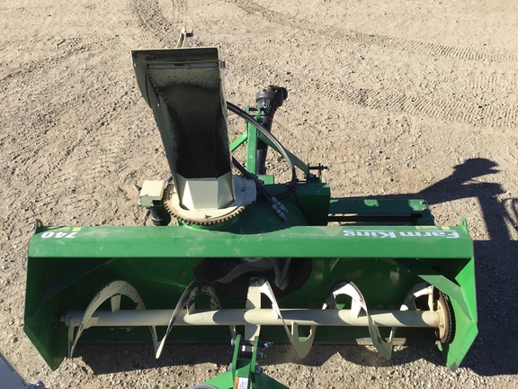 2018 Buhler Farm King Y-740 Snow Blower