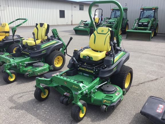 2023 John Deere Z930R Mower/Zero Turn
