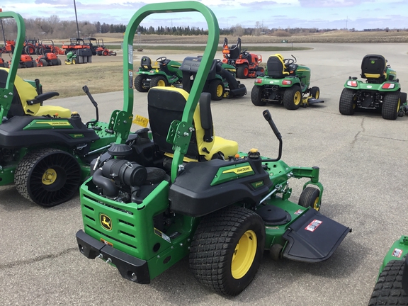 2023 John Deere Z930R Mower/Zero Turn