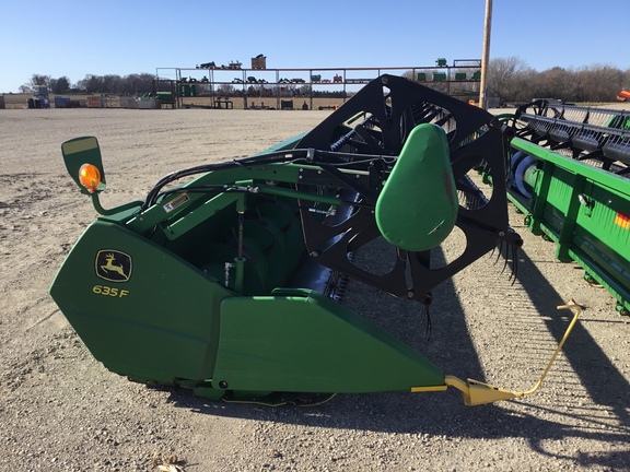2011 John Deere 635F Header Combine