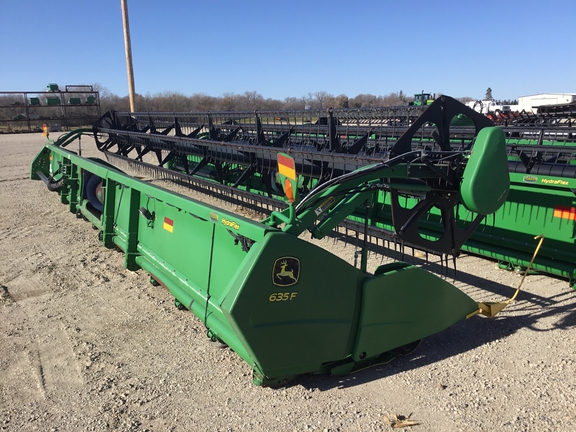 2011 John Deere 635F Header Combine
