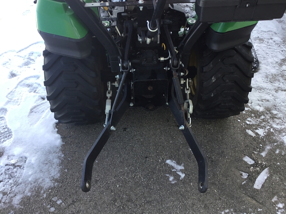 2016 John Deere 1025R Tractor Compact