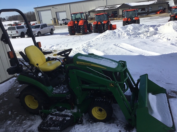 2016 John Deere 1025R Tractor Compact