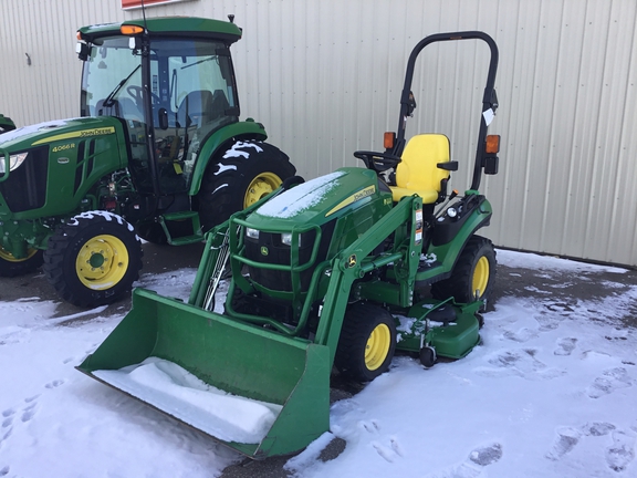 2016 John Deere 1025R Tractor Compact