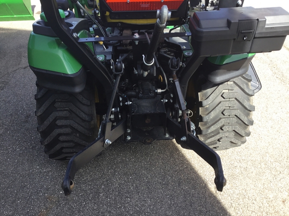 2016 John Deere 1025R Tractor Compact