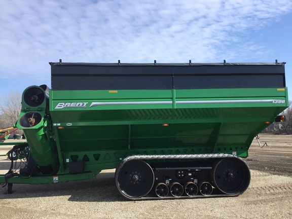 2014 Brent 1396 Grain Cart