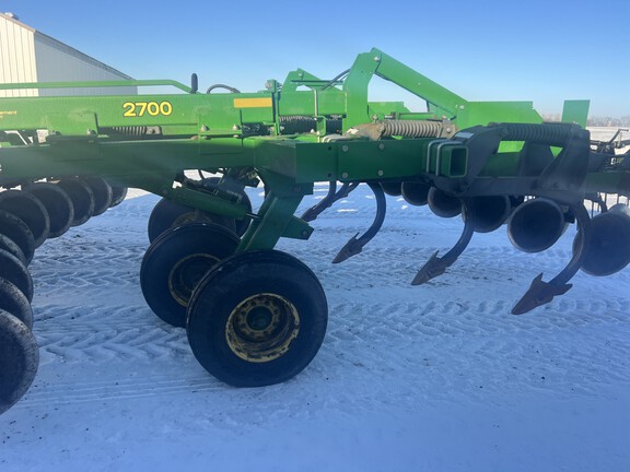 2013 John Deere 2700 Disk Ripper
