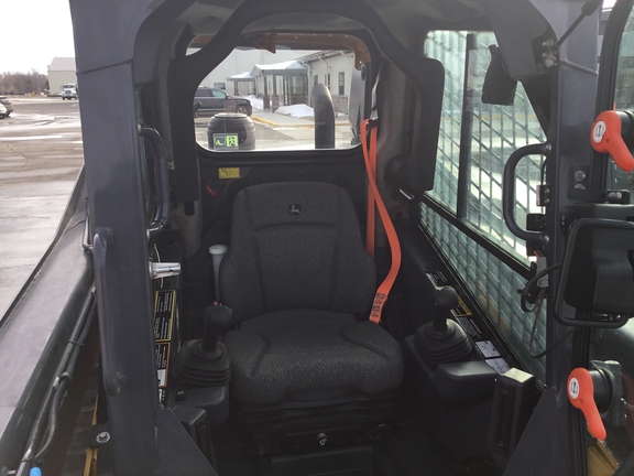 2022 John Deere 324G Skid Steer Loader