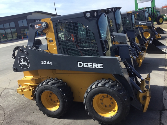 2022 John Deere 324G Skid Steer Loader