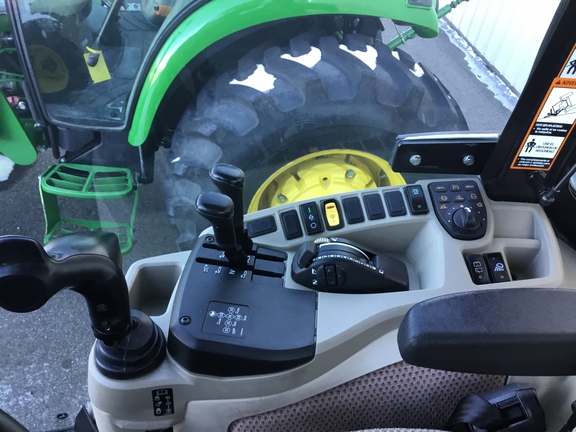 2024 John Deere 4066R Tractor Compact