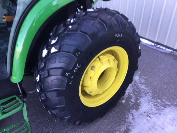 2024 John Deere 4066R Tractor Compact