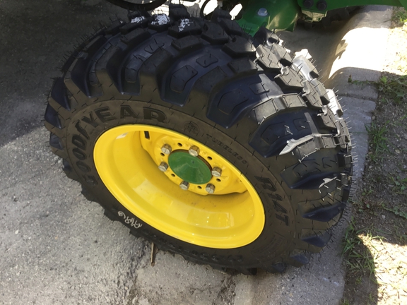 2024 John Deere 4066R Tractor Compact
