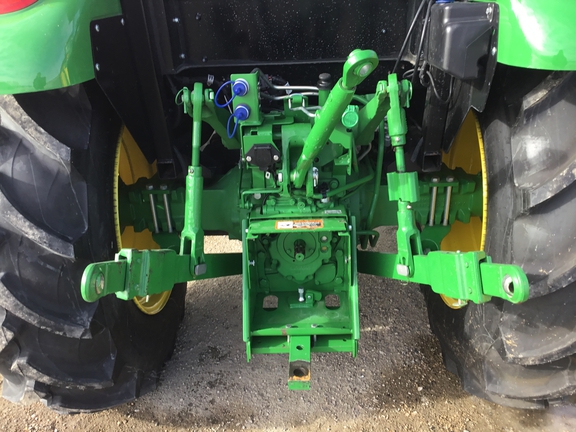 2024 John Deere 5075E Tractor