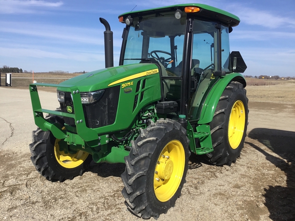 2024 John Deere 5075E Tractor
