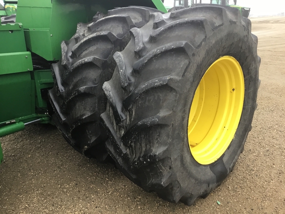 1996 John Deere 8870 Tractor 4WD