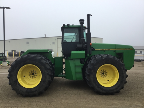 1996 John Deere 8870 Tractor 4WD